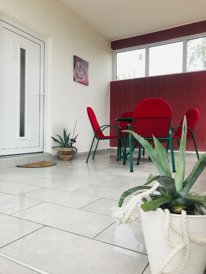 Apartmani Fulir Vrsi Exterior foto